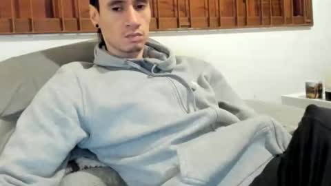 Snapshot of moderdelier chatting on October 30, 2025, 1:07 am DigBreed online show from October 30, 2025, 1:07 am