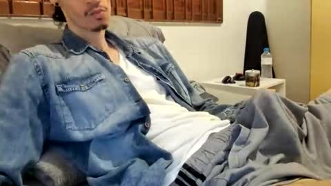 DigBreed online show from March 15, 2026, 11:49 am