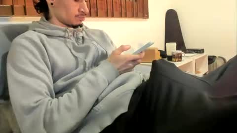 Snapshot of moderdelier chatting on June 20, 2026, 1:58 pm DigBreed online show from June 20, 2026, 1:58 pm