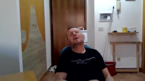 modesto1969 online show from October 11, 2025, 3:21 pm