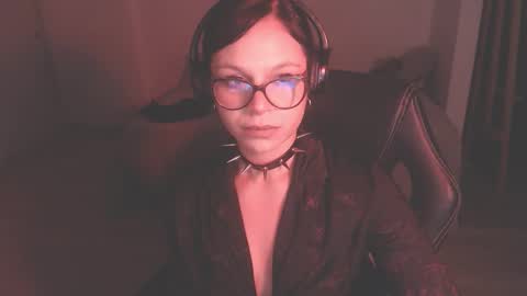 Snapshot of modjo_ chatting on December 15, 2024, 7:46 am Modjo online show from December 15, 2024, 7:46 am