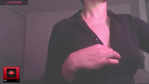 Snapshot of modjo_ chatting on October 11, 2025, 4:12 am Modjo online show from October 11, 2025, 4:12 am