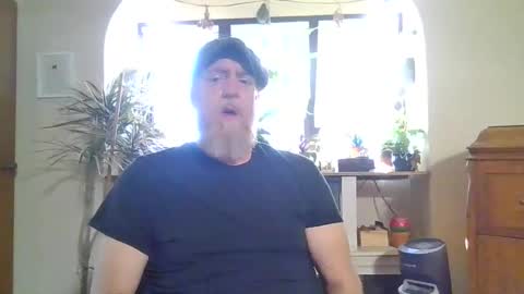 moeblick online show from January 29, 2025, 6:39 pm