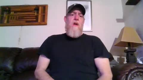 moeblick online show from February 2, 2025, 2:24 pm