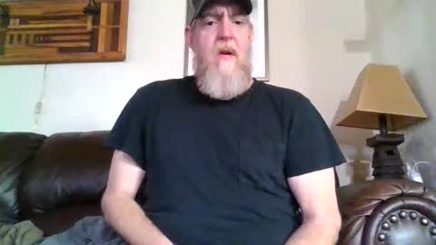 moeblick online show from February 2, 2025, 6:31 pm