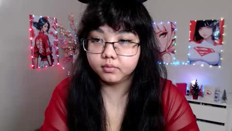 Molly online show from December 19, 2025, 5:14 am