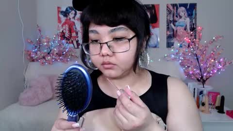 Molly online show from March 12, 2026, 5:24 am