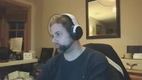 moeschoolnyc online show from December 23, 2025, 6:00 am