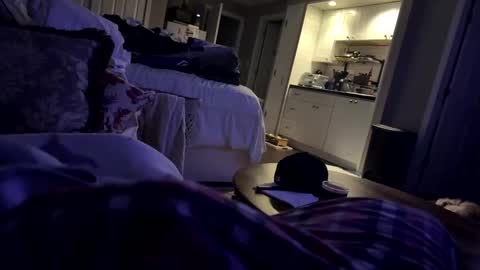 moethecheater7 online show from September 29, 2025, 2:27 am