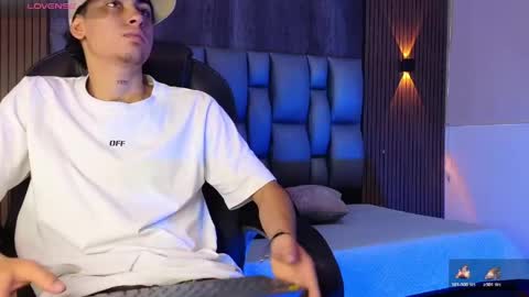 mohamed_malik online show from May 18, 2026, 12:11 pm