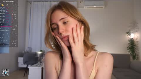 Snapshot of moiraalsbrook chatting on January 22, 2025, 1:32 pm Diana online show from January 22, 2025, 1:32 pm