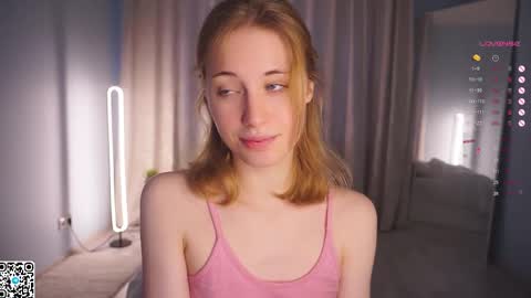 Snapshot of moiraalsbrook chatting on February 26, 2025, 8:04 am Diana online show from February 26, 2025, 8:04 am