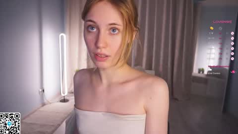 Snapshot of moiraalsbrook chatting on March 3, 2025, 10:06 am Diana online show from March 3, 2025, 10:06 am