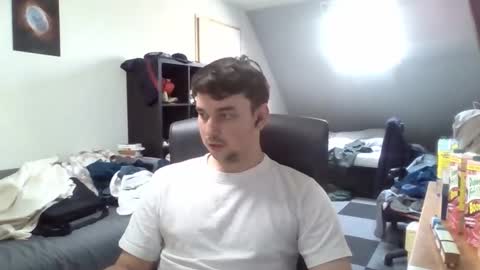 moistbreadstick online show from May 10, 2026, 2:55 pm