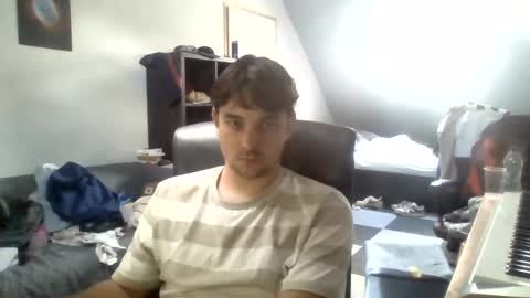 moistbreadstick online show from July 27, 2026, 12:01 pm