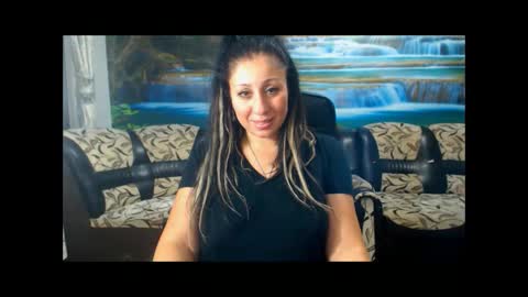 Snapshot of moistmady chatting on October 10, 2025, 6:07 pm moistmady online show from October 10, 2025, 6:07 pm