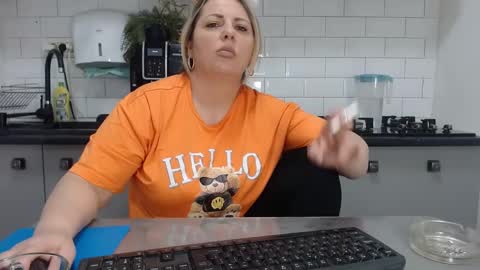 erika online show from December 26, 2024, 10:26 am