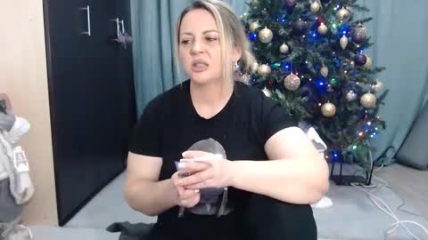 erika online show from December 28, 2024, 9:31 am