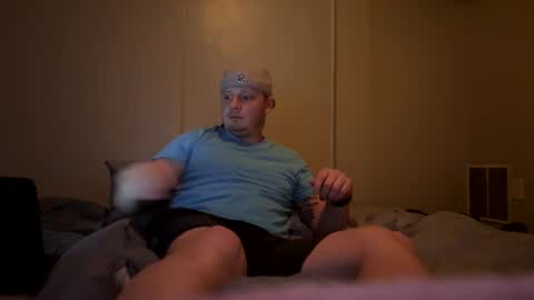 Snapshot of mojozz chatting on January 17, 2025, 11:27 am LookinForFun online show from January 17, 2025, 11:27 am