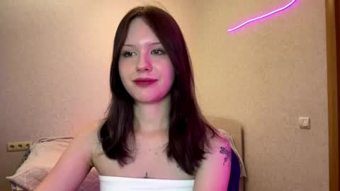 Lisa online show from May 13, 2026, 2:25 pm