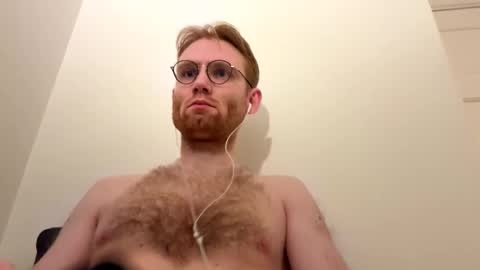 Snapshot of molliter chatting on November 4, 2025, 12:32 am molliter online show from November 4, 2025, 12:32 am