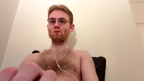 Snapshot of molliter chatting on November 11, 2025, 12:32 am molliter online show from November 11, 2025, 12:32 am