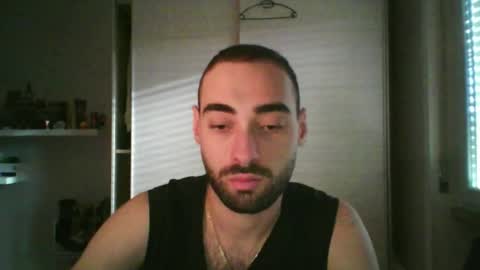 mollo20 online show from November 29, 2025, 1:47 pm