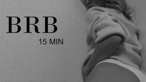 Snapshot of molly_beauti chatting on February 18, 2026, 10:33 am Molly online show from February 18, 2026, 10:33 am