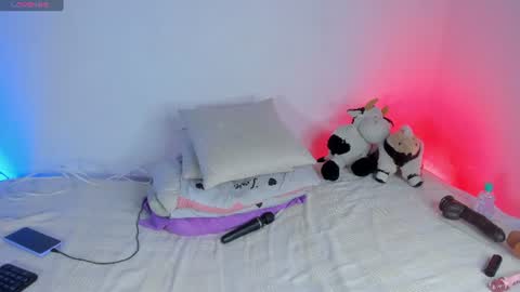 milee online show from July 22, 2026, 1:52 am