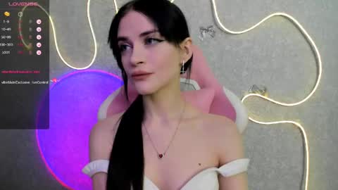 Snapshot of molly_crystall chatting on May 12, 2026, 2:52 am Molly - online show from May 12, 2026, 2:52 am