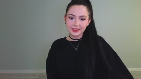 molly_millerr online show from July 7, 2026, 2:32 pm