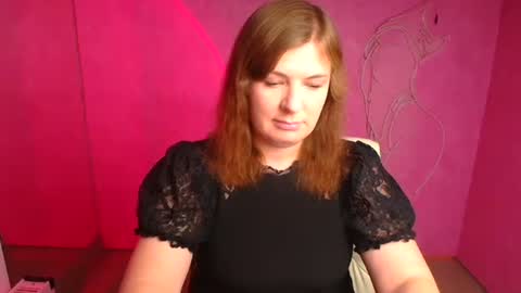 Molly online show from October 8, 2025, 12:25 pm