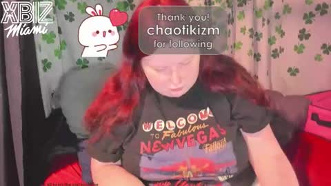 molly_moons online show from April 9, 2026, 3:50 pm