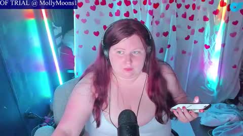 molly_moons online show from May 17, 2026, 10:50 pm