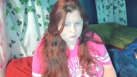 Snapshot of molly_moons chatting on June 29, 2026, 9:59 pm molly_moons online show from June 29, 2026, 9:59 pm