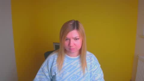 Snapshot of molly_moree chatting on January 12, 2025, 12:23 pm Molly online show from January 12, 2025, 12:23 pm