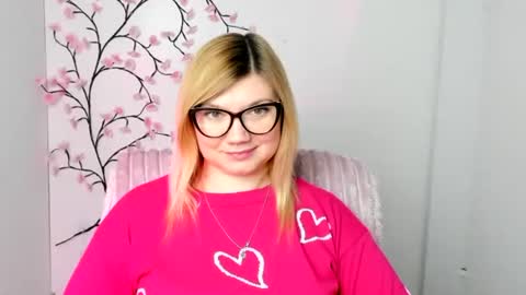 Molly online show from February 19, 2026, 2:13 pm