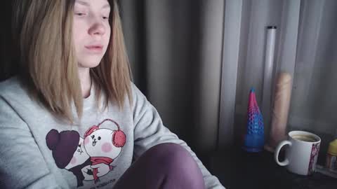 I have new photos come and see with love Molly online show from March 2, 2025, 10:48 pm