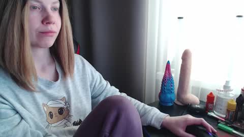 I have new photos come and see with love Molly online show from March 11, 2025, 7:37 am