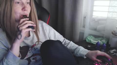 I have new photos come and see with love Molly online show from September 22, 2025, 2:30 pm