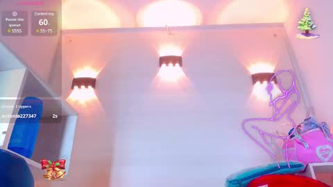 Snapshot of molly_spears chatting on January 23, 2025, 5:52 pm Molly Spears online show from January 23, 2025, 5:52 pm