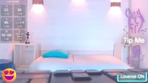 Snapshot of molly_spears chatting on February 21, 2025, 12:06 pm Molly Spears online show from February 21, 2025, 12:06 pm