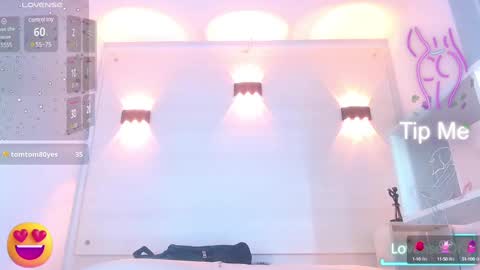 Snapshot of molly_spears chatting on February 22, 2025, 2:52 pm Molly Spears online show from February 22, 2025, 2:52 pm