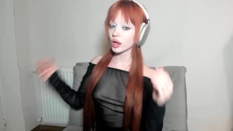 Snapshot of mollycodle chatting on March 6, 2025, 4:38 pm Goddess Katherine online show from March 6, 2025, 4:38 pm