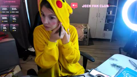Snapshot of mollylollipop20 chatting on September 16, 2025, 3:29 am KIRA online show from September 16, 2025, 3:29 am