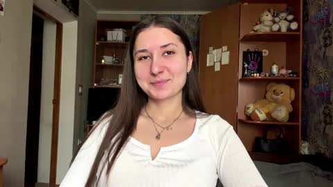 Molly online show from May 27, 2026, 8:11 am