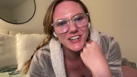 Snapshot of mollyrae8869 chatting on October 13, 2025, 2:55 am mollyrae8869 online show from October 13, 2025, 2:55 am