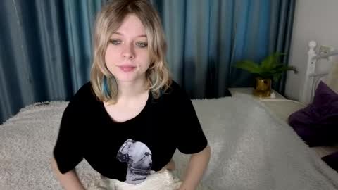 mollysally online show from April 13, 2026, 3:01 am