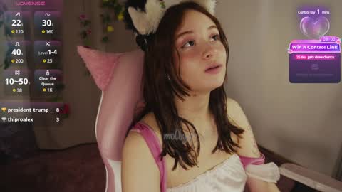 Snapshot of mollysb_05 chatting on February 7, 2025, 9:37 pm mollysb_05 online show from February 7, 2025, 9:37 pm