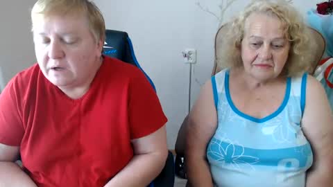 Snapshot of mommy99x chatting on July 22, 2026, 7:22 am Mommy99X online show from July 22, 2026, 7:22 am
